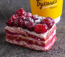 Пирожное Зимняя клюква