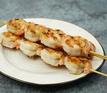 Шашлычок из тигровых креветок