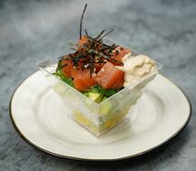 Поке с лососем