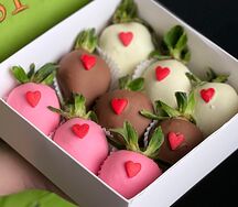 Клубника в шоколаде Love is S