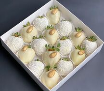 Клубника в шоколаде Raffaello M