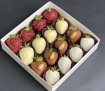 Клубника в шоколаде Скромная улыбка М