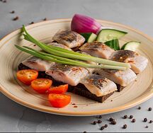 Сельдь с луком