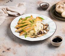 Куриная грудка с картофельным пюре