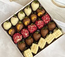 Клубника в шоколаде Honey