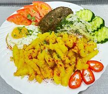 Котлета с гарниром на выбор