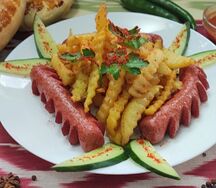 Сосиска с картошкой фри