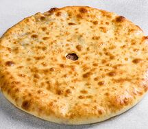 Пирог с фасолью, печеными овощами и чили перцем