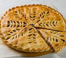 Пирог с мясом и болгарским перцем