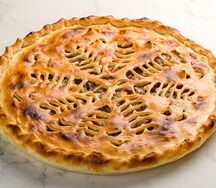 Пирог с бараниной и овощами