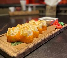 Ролл Запеченный окунь