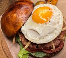 Бургер с плескавицей