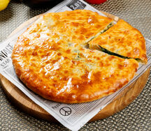 Пирог из 5 трав с сыром сулугуни