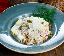 Салат столичный с ветчиной