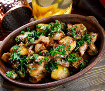 Телятина с грибами и сливочным соусом