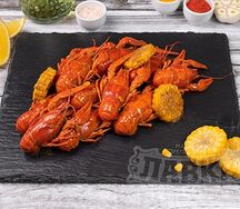 Жареные раки Пиво с кукурузой