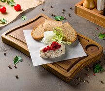 Форшмак с деревенским хлебом