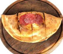Закрытая пицца Кальцоне