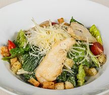 Цезарь с курицей