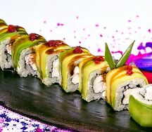 Зеленый Дракоша с авокадо и снежным крабом