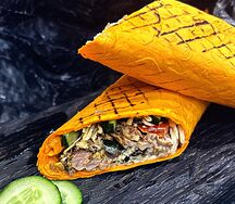 Doner с говядиной в сырном лаваше