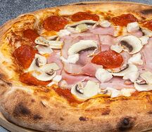 Неаполитанская пицца Mortadella al Peperoni
