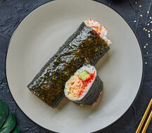 Суширитто с лососем