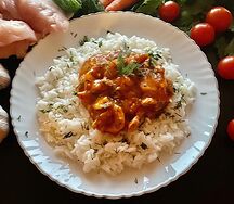 Куриная грудка в томате