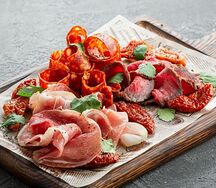 Мясная тарелка