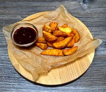 Картофель дольками в специях