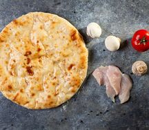 Осетинский пирог с курицей и сыром