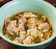 Супчик с мини-пельмешками