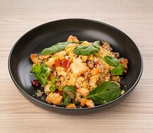 Рис вок с лососем и овощами
