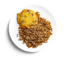 Грудка куриная под сыром и шампиньонами с гречкой
