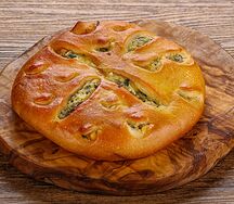 Хачапури со шпинатом и сулугуни