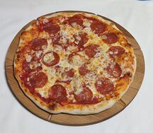 Пицца пепперони