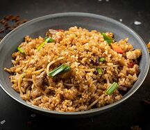 Аэропорт с курицей и свининой
