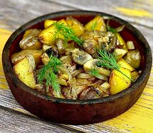 Жареный картофель с грибами