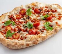 Пицца Том Кха от Crispy x Trailhead L