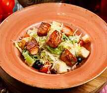 Цезарь с семгой