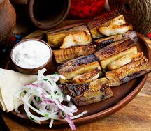 Баклажан с курдючным салом на мангале