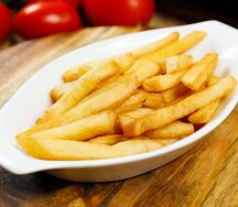 Картофель фри с кетчупом