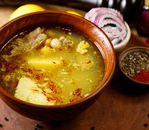 Пити с бараниной