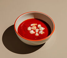 Томатный суп к креветками