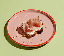 Брускетта с пармой