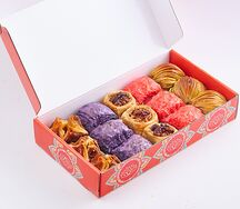 Подарочный набор с пахлавой в красной коробке