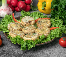 Грибы фаршированные сыром