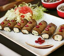 Рулетики из жареных баклажанов с орехами