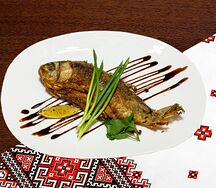 Жаренный карась 1 шт