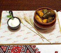 Голубцы с говядиной в винoградном листе